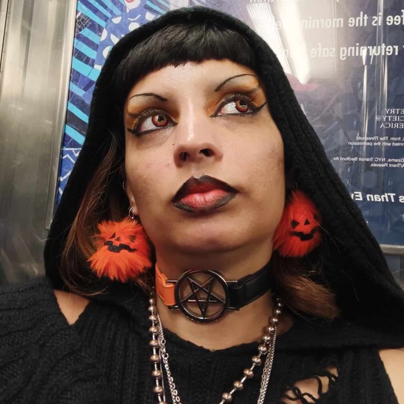 Meet your Posher, Jasmine - Picture 1 of 1